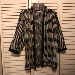 LIKE NEW Large Gap chunky sweater black white